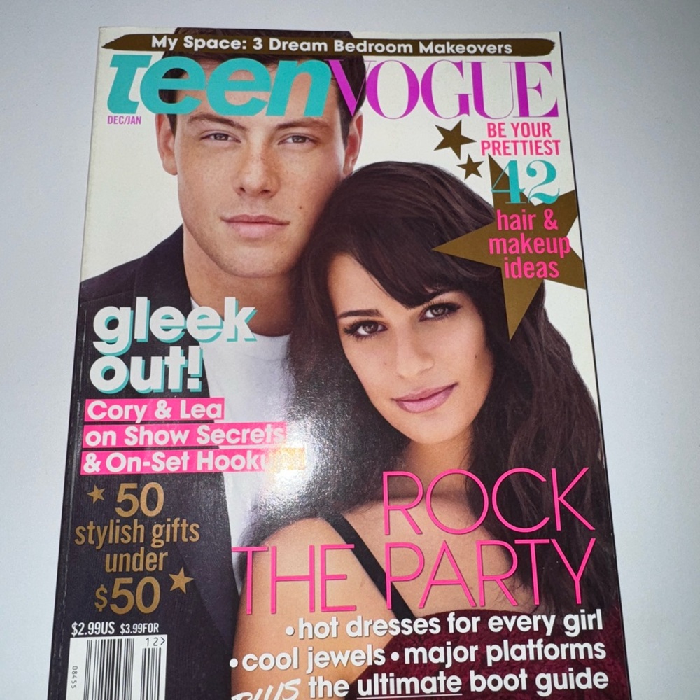 Teen Vogue Magazine - Dec/Jan2011 featuring Cory Monteith and Lea Michele (Glee)